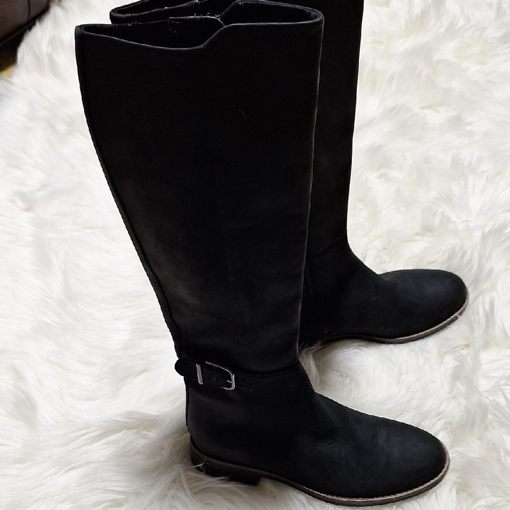 NWT Elegant Black Clarks 6M Knee-High Women's Boots